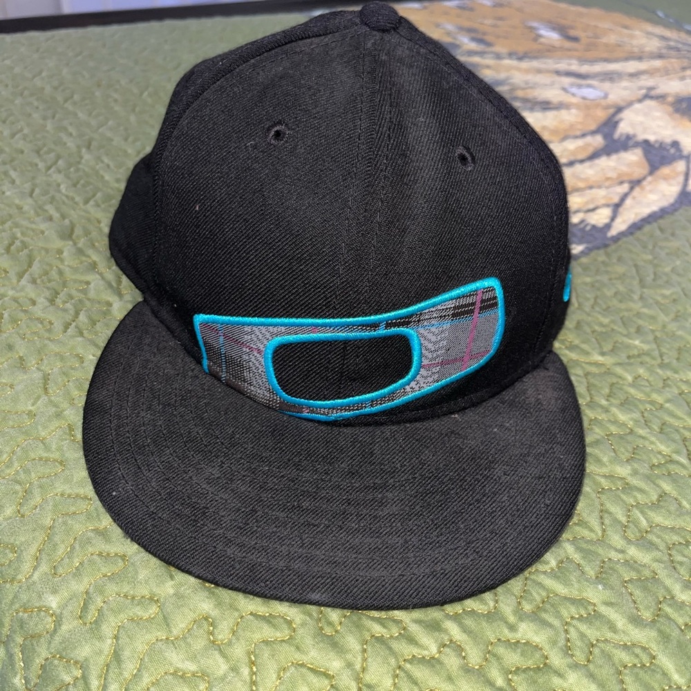 Oakley hat